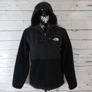 The North face Denali w/hood  Size small